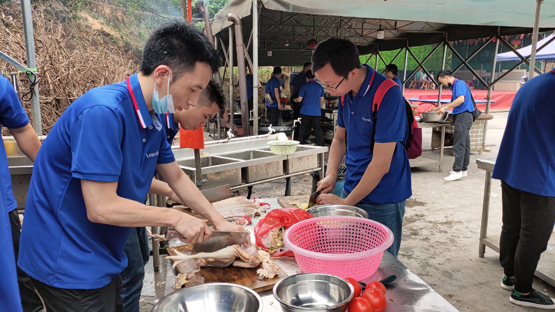 松湖騎行，穿樹飛花；農(nóng)家休閑，擁抱自然