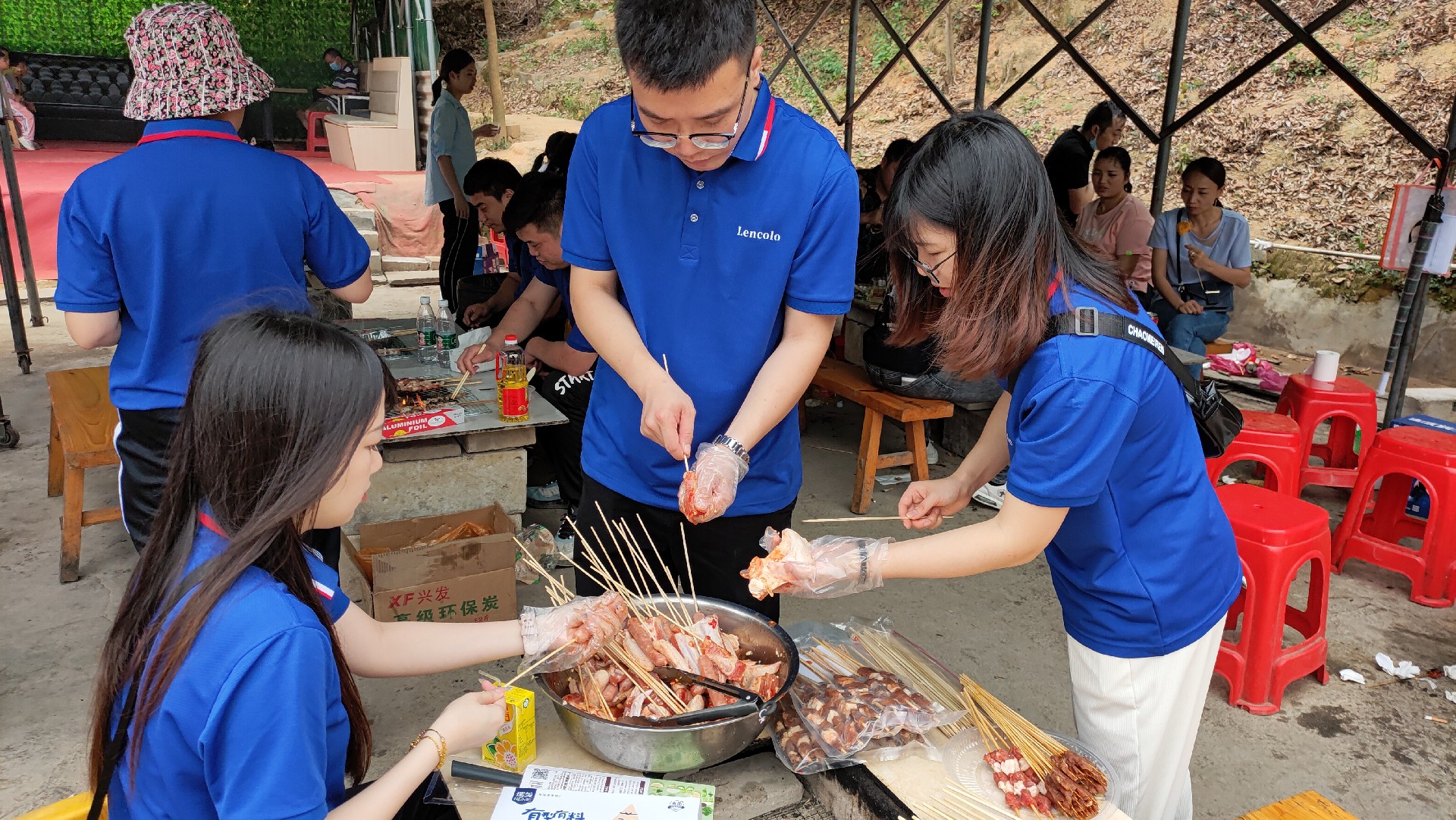 松湖騎行，穿樹飛花；農(nóng)家休閑，擁抱自然