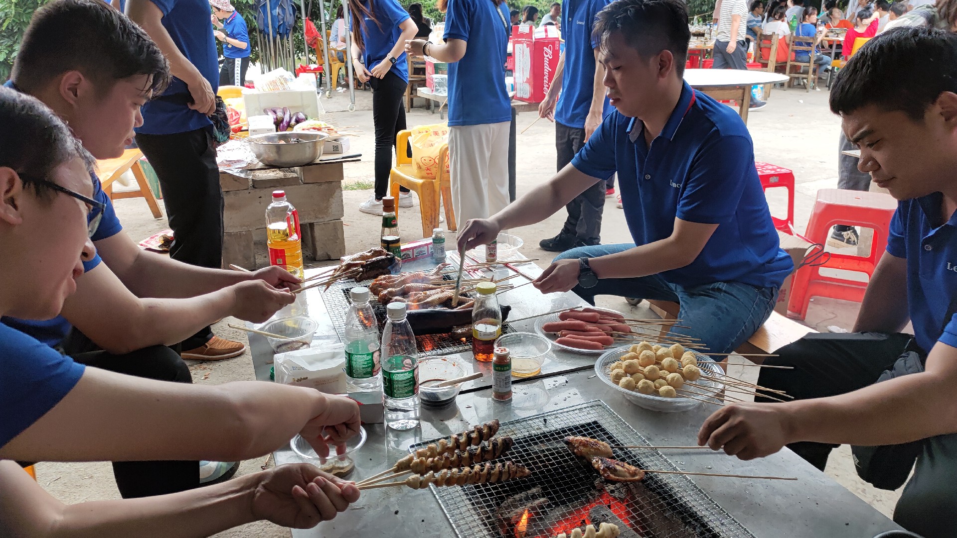 松湖騎行，穿樹飛花；農(nóng)家休閑，擁抱自然