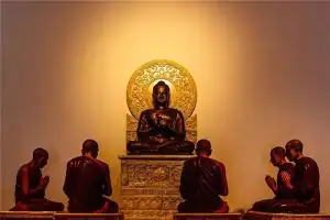 解梦吉凶:盗贼鬼神佛盗